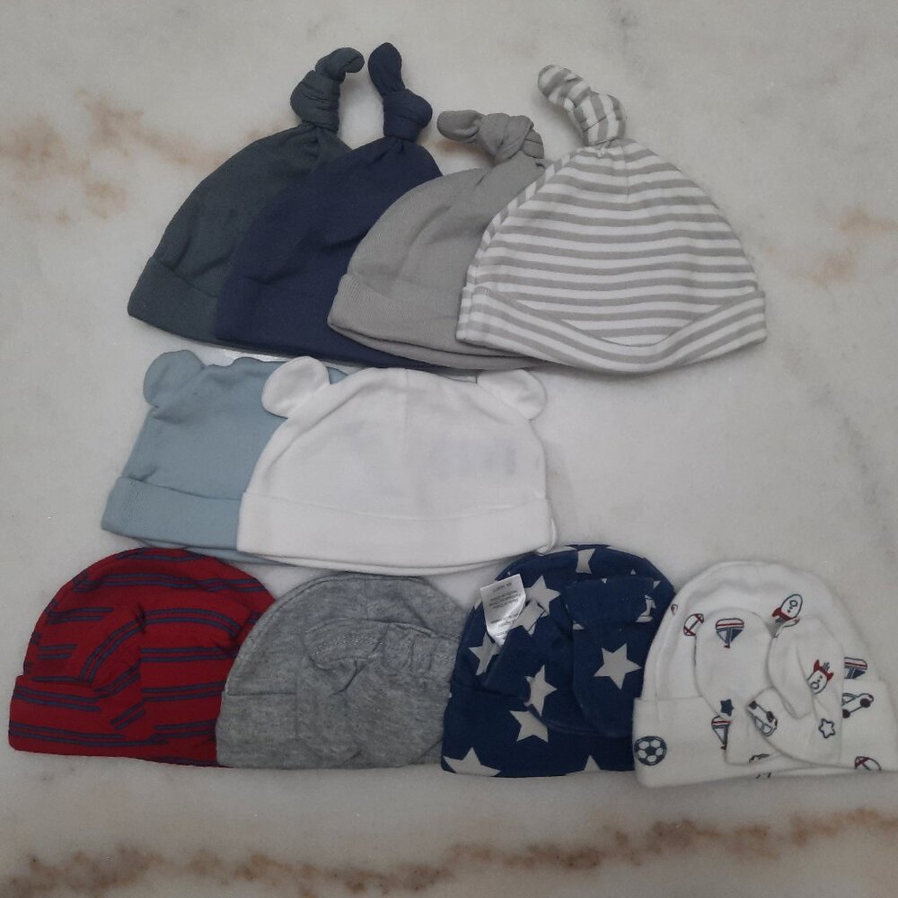 NWOT❗️Bundle❗️Newborn Beanie and Mittens